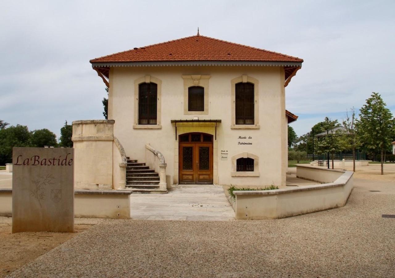 Agreable Maison De Ville Eyragues 외부 사진